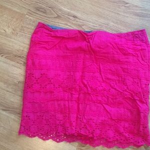 GH BASS fuschia skirt size 10